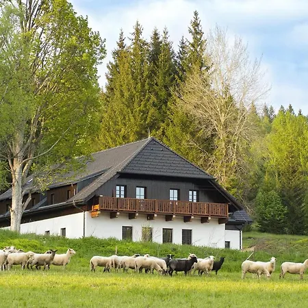 Vendégház Dvur Liskovy Vrch Strážný
