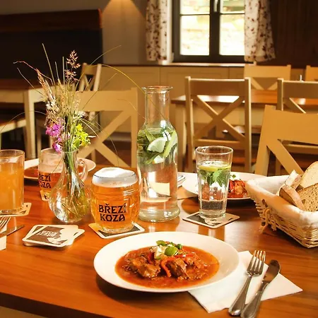 Dvur Liskovy Vrch 3*