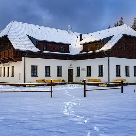 Dvur Liskovy Vrch Strazny