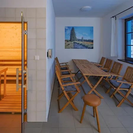 Dvur Liskovy Vrch Guest house Strazny