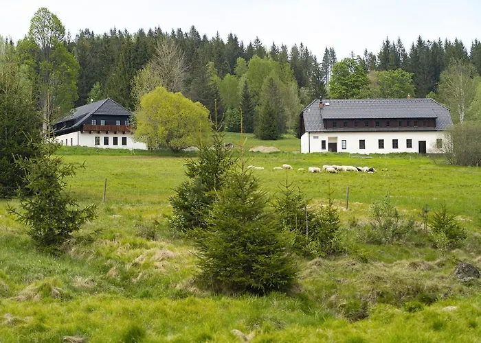 Dvur Liskovy Vrch Strazny